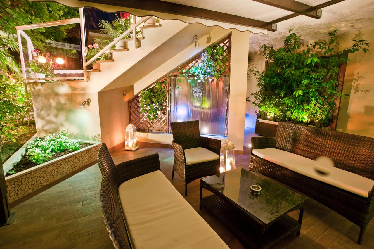 California Pastry Hotel Cervia Exterior foto